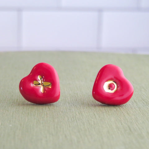 Heart XO Earrings in Gold