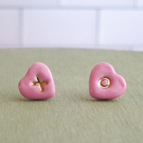 Heart XO Earrings in Gold