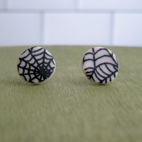 Spider Web Stud Earrings in Black and White