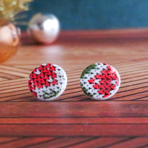 Holiday Knits Studs in Red and Green