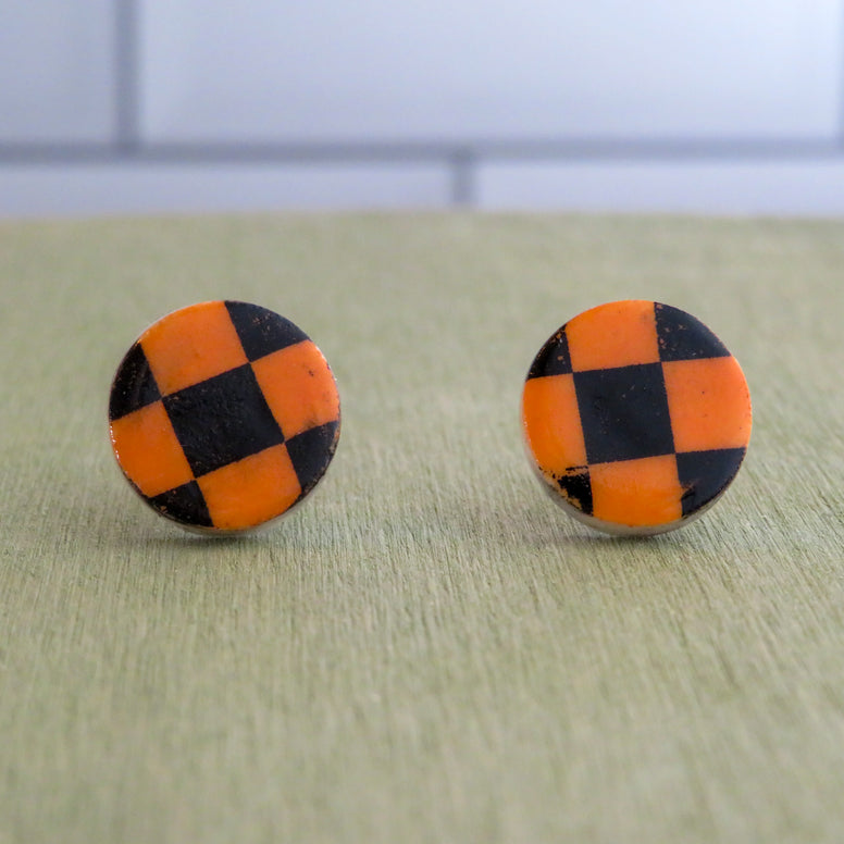 Checkered Stud Earrings in Black and Orange